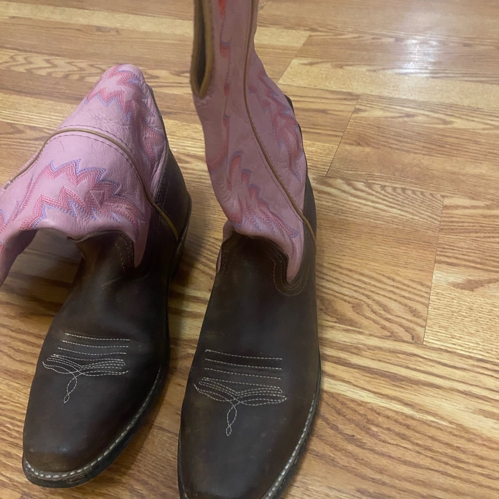 - Cow girl boots